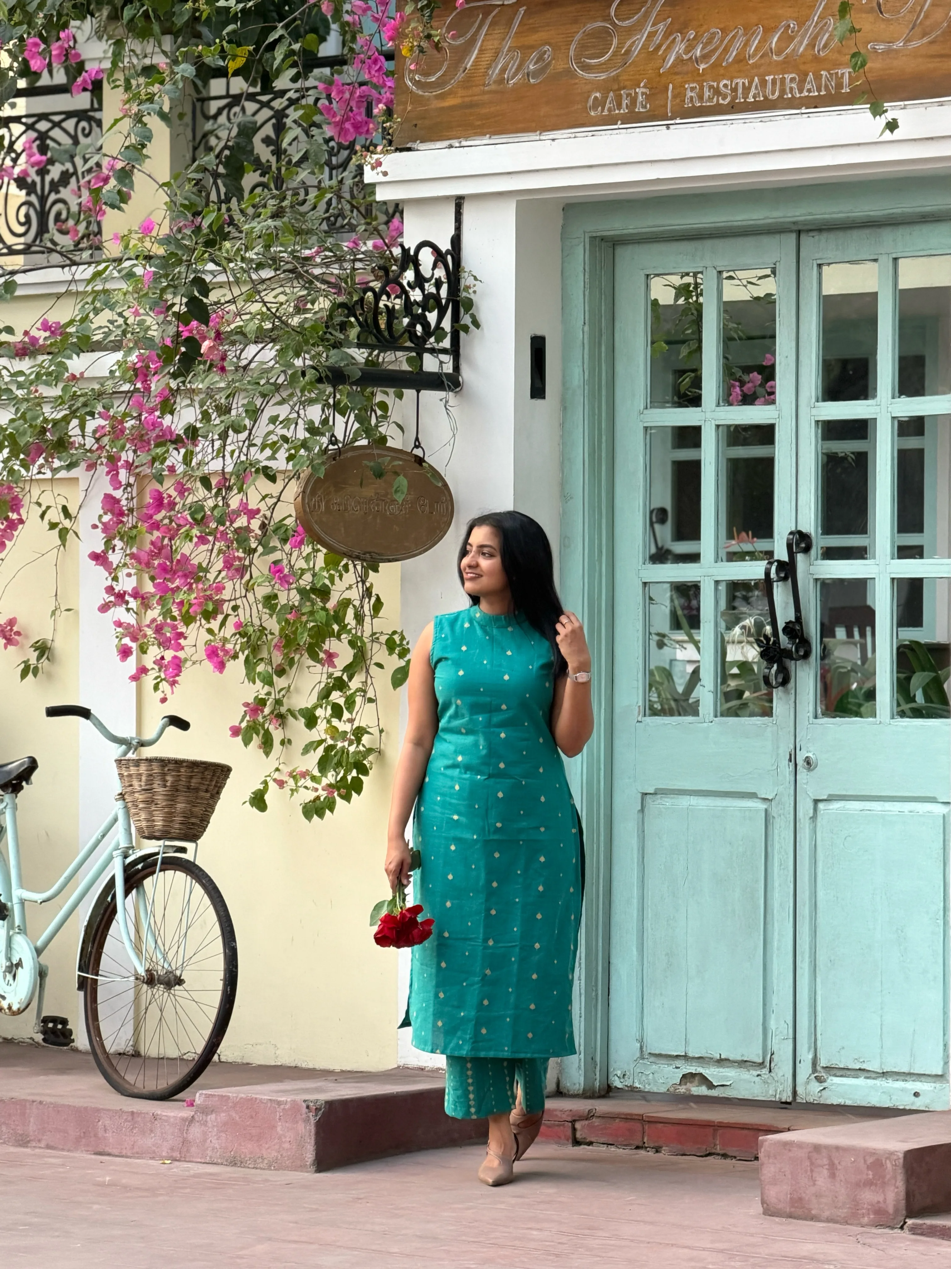 NILA Co-Ord Set for women view 3 - Viyal Design Studio