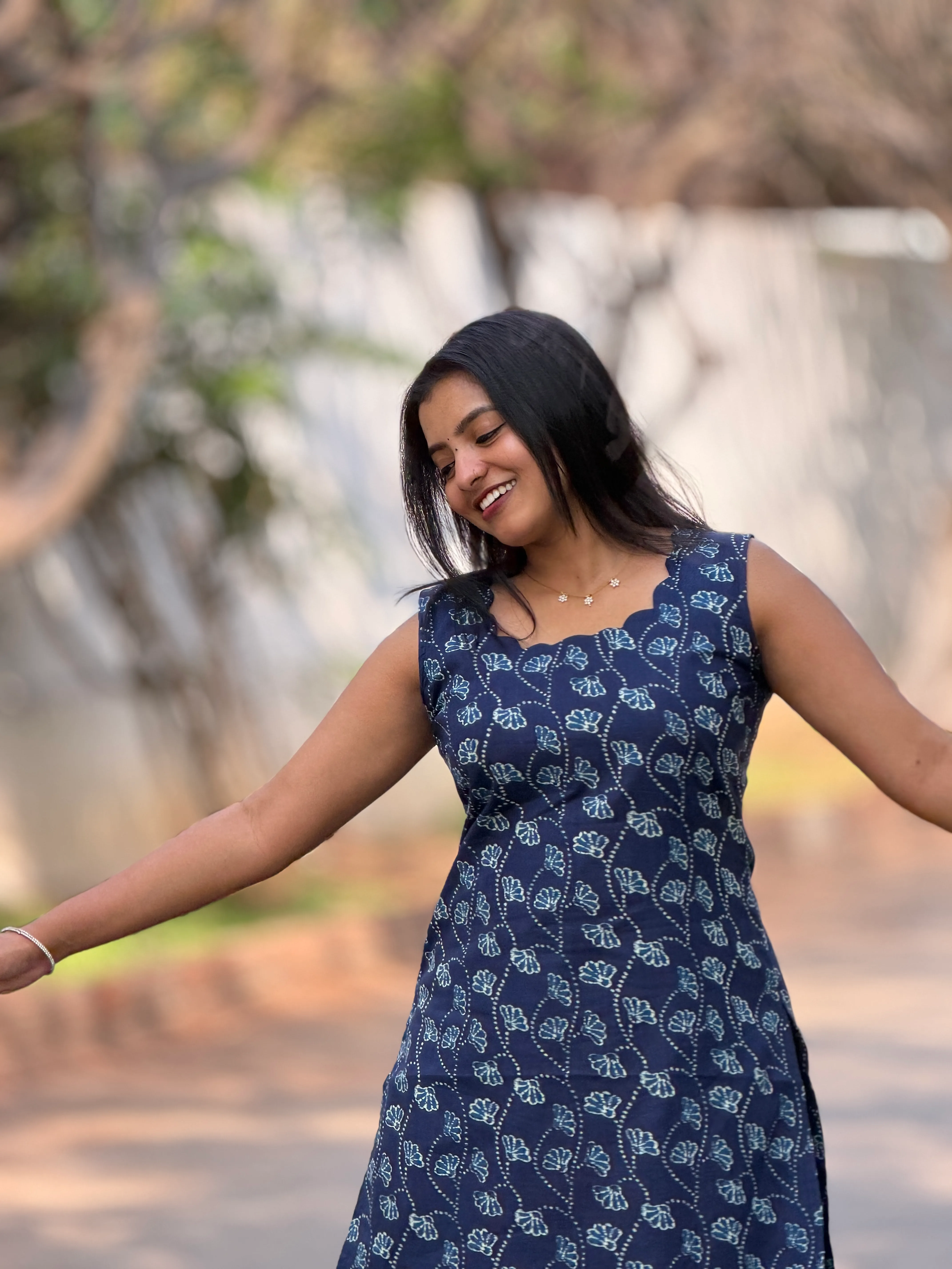 AAMBAL Co-Ord Set for women view 4 - Viyal Design Studio