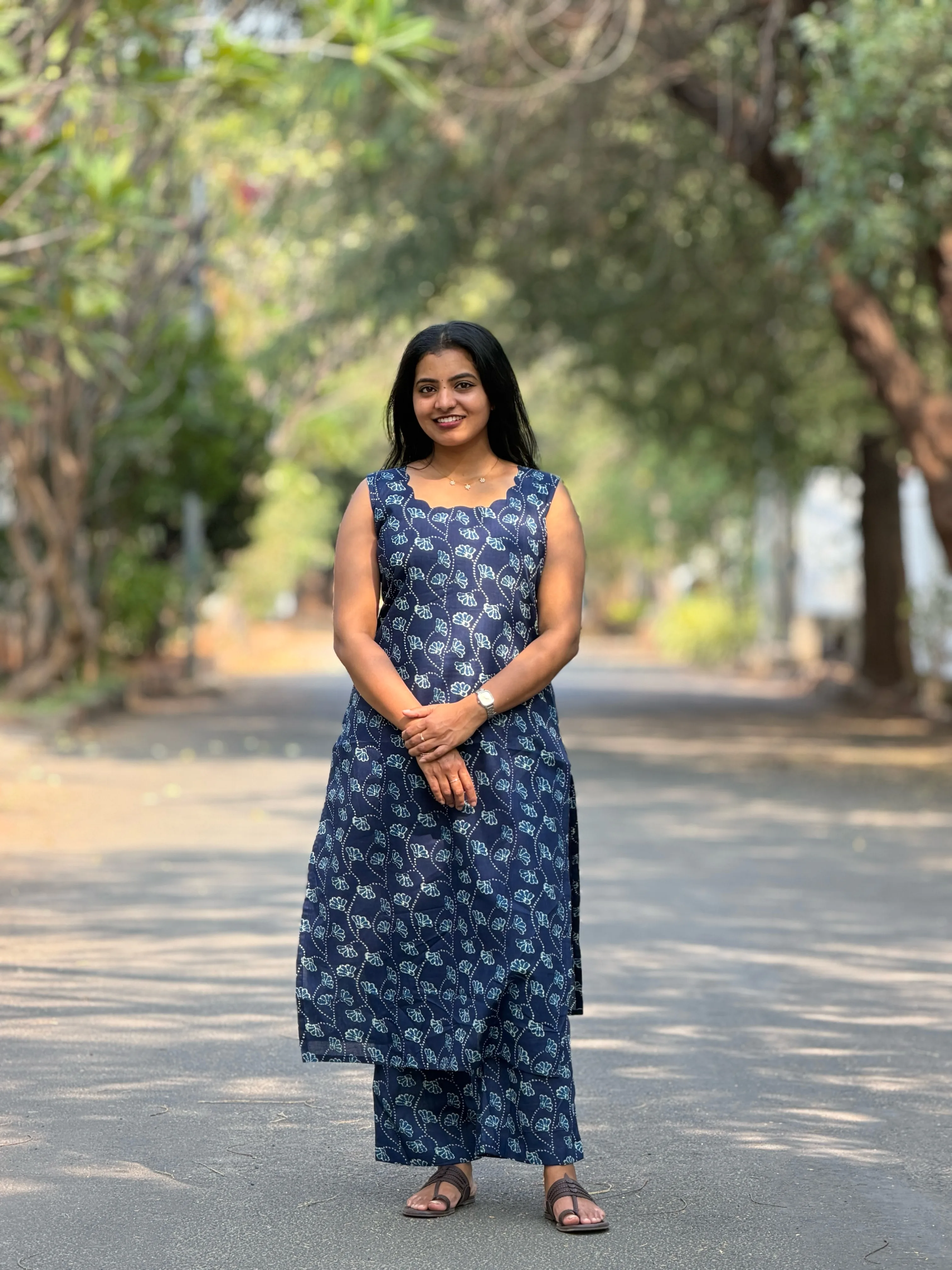 AAMBAL Co-Ord Set for women view 7 - Viyal Design Studio