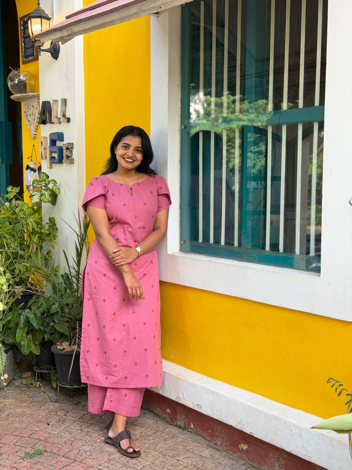 Ruvi Co-Ord Set for women view 7 - Viyal Design Studio