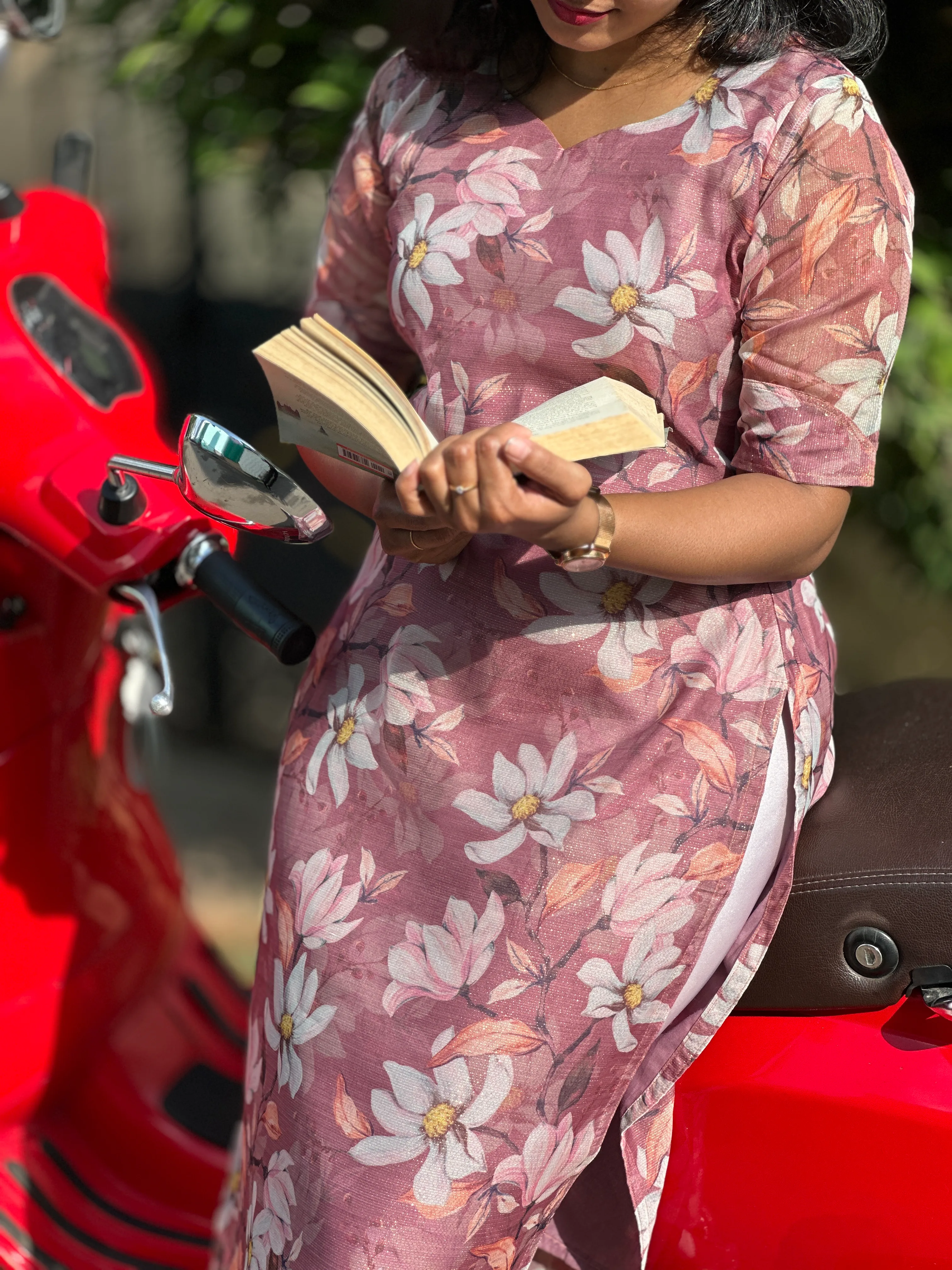MALARINI Kurti for women view 7 - Viyal Design Studio