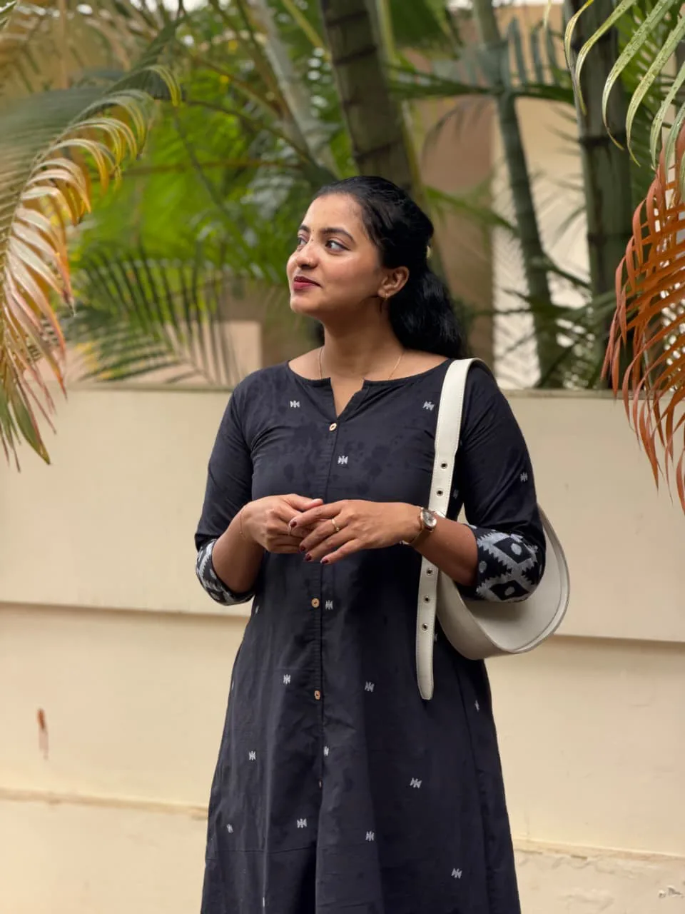 Ishani Kurti for women view 4 - Viyal Design Studio