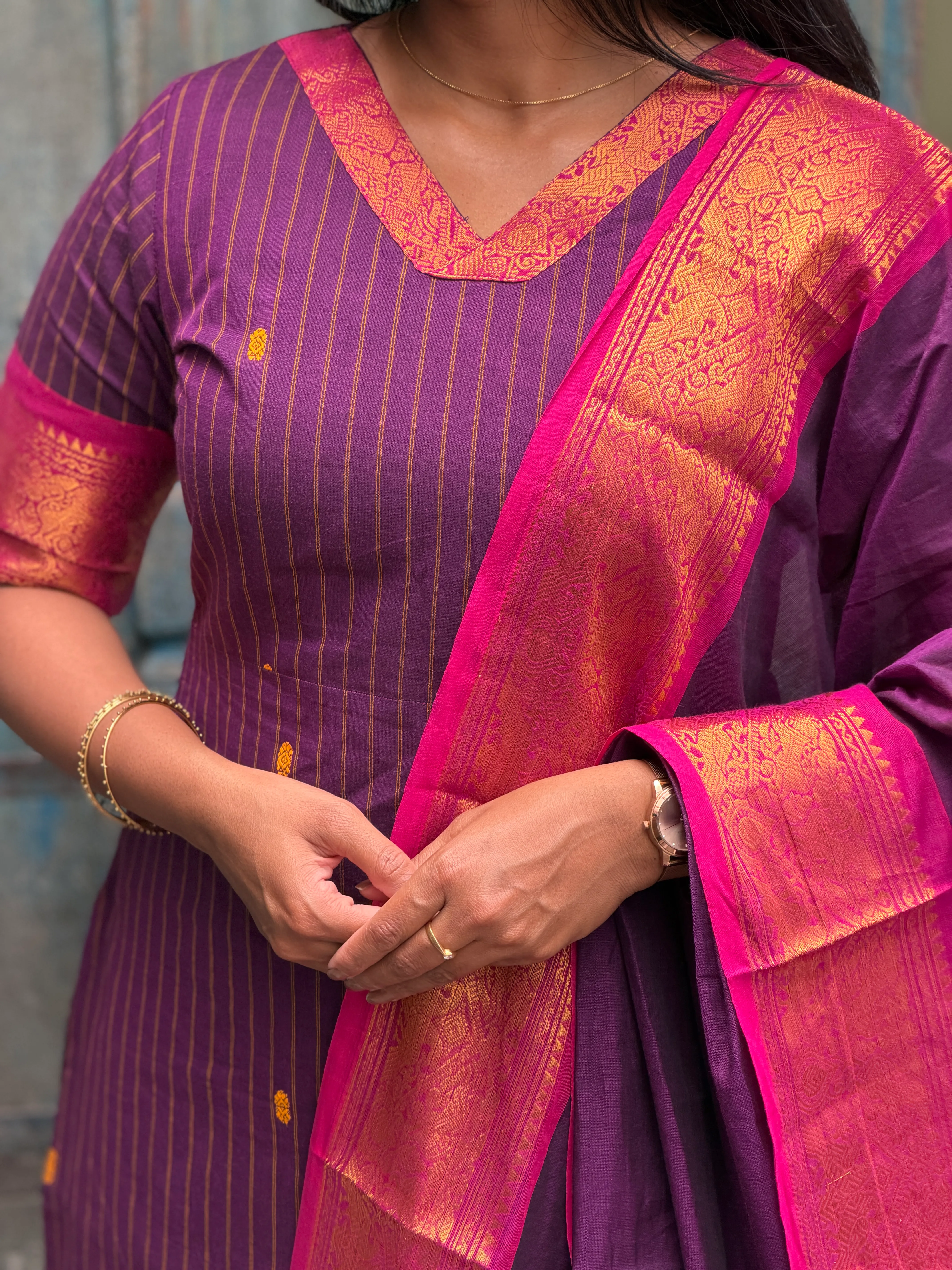NILANTHI Two Piece Set for women view 3 - Viyal Design Studio
