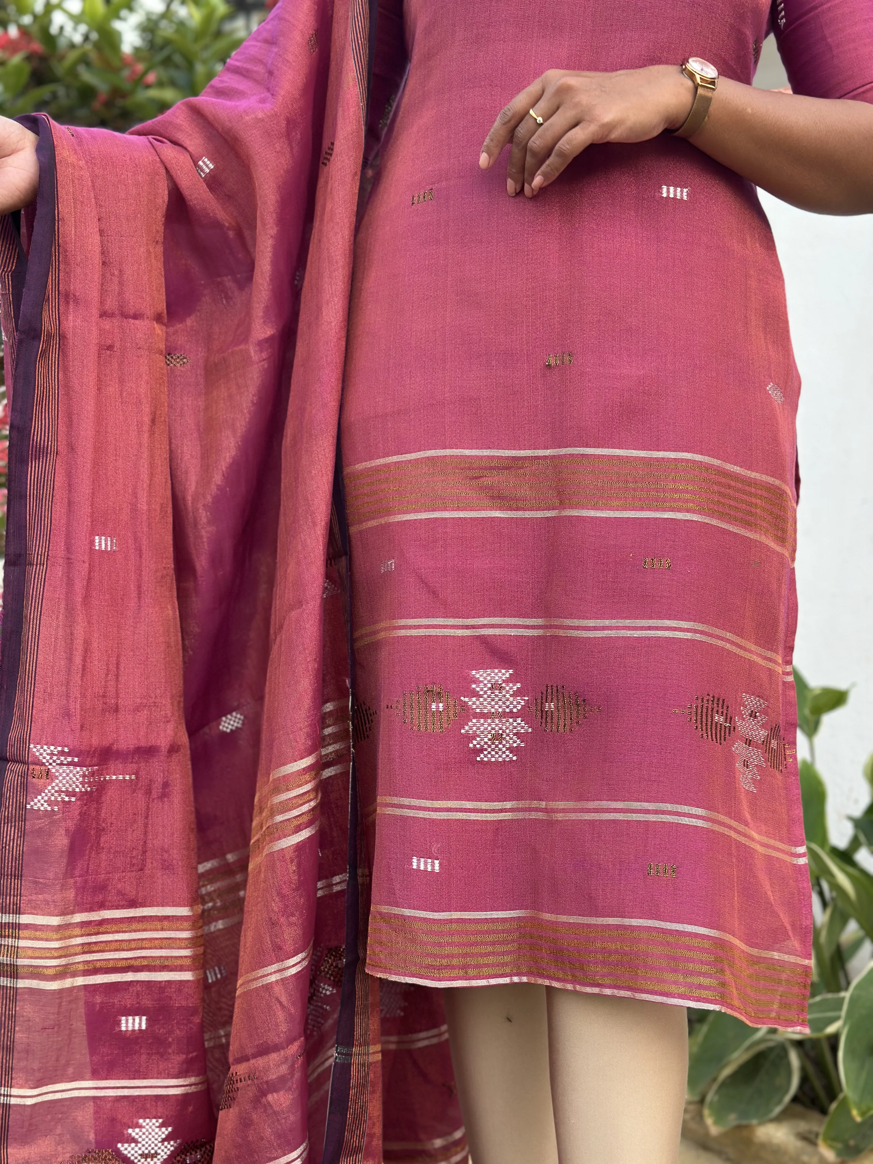 MITHRA Two Piece Set for women view 10 - Viyal Design Studio