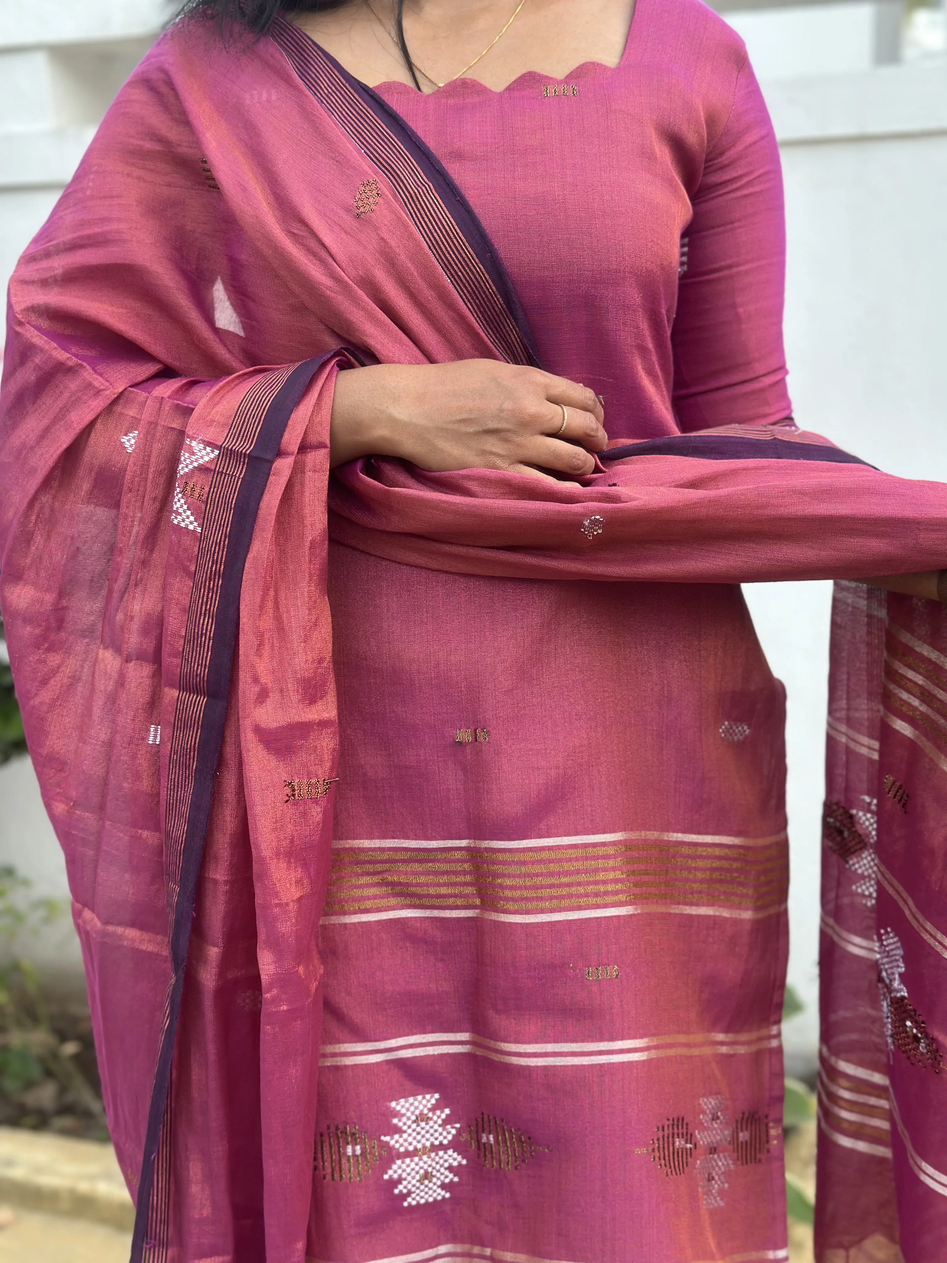 MITHRA Two Piece Set for women view 12 - Viyal Design Studio