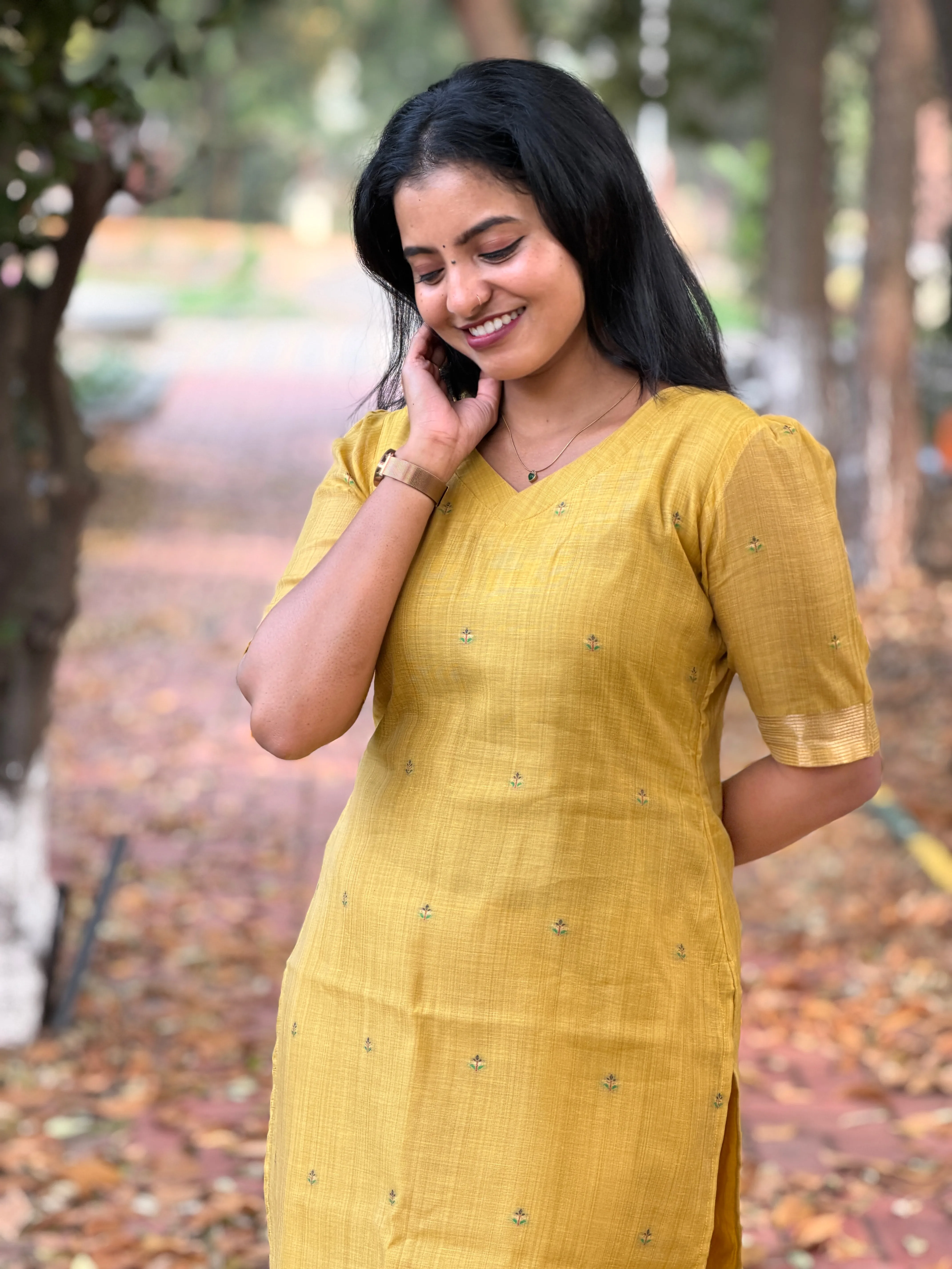 NIRA Two Piece Set for women - Viyal Design Studio