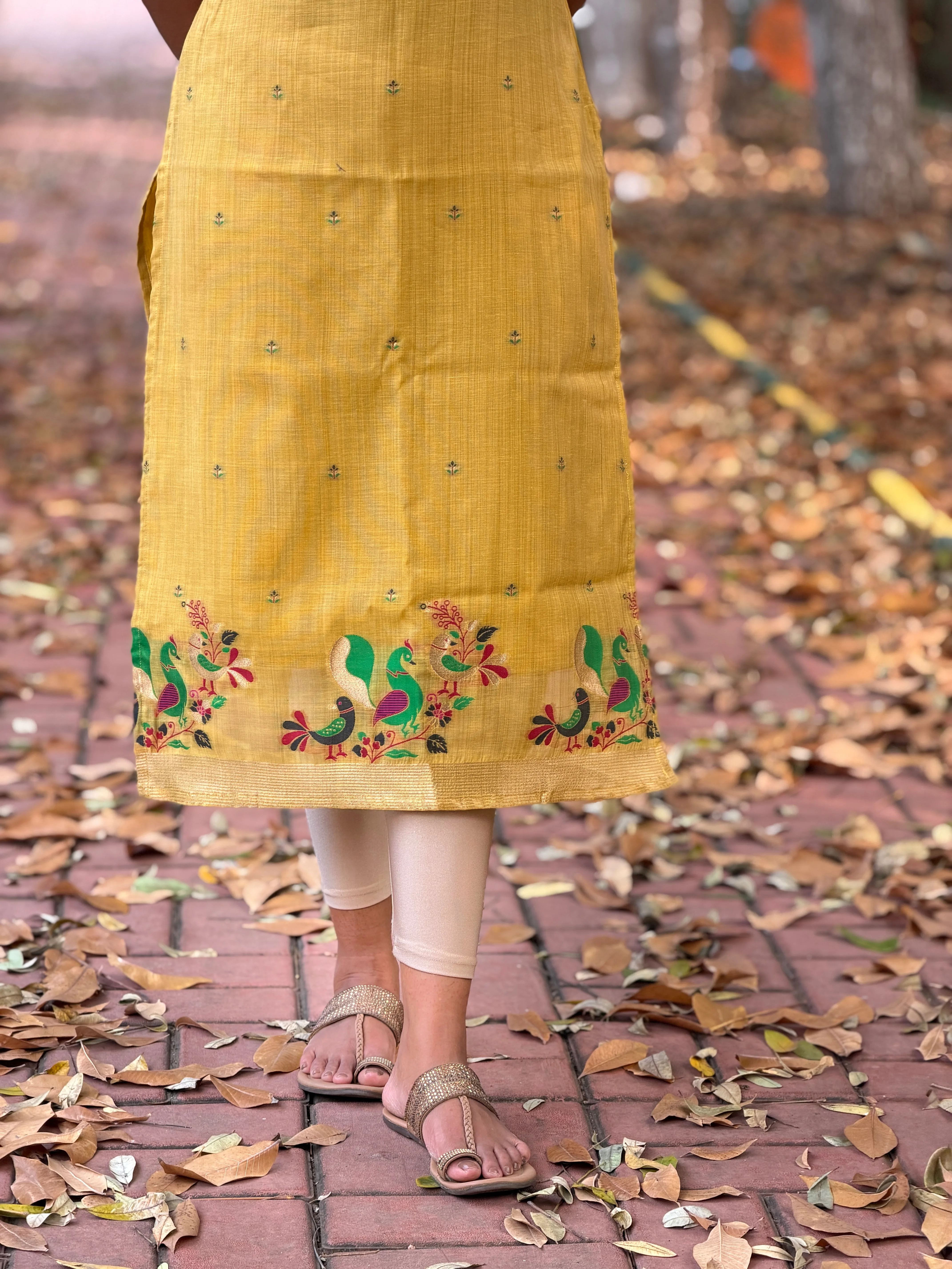 NIRA Two Piece Set for women view alternate - Viyal Design Studio