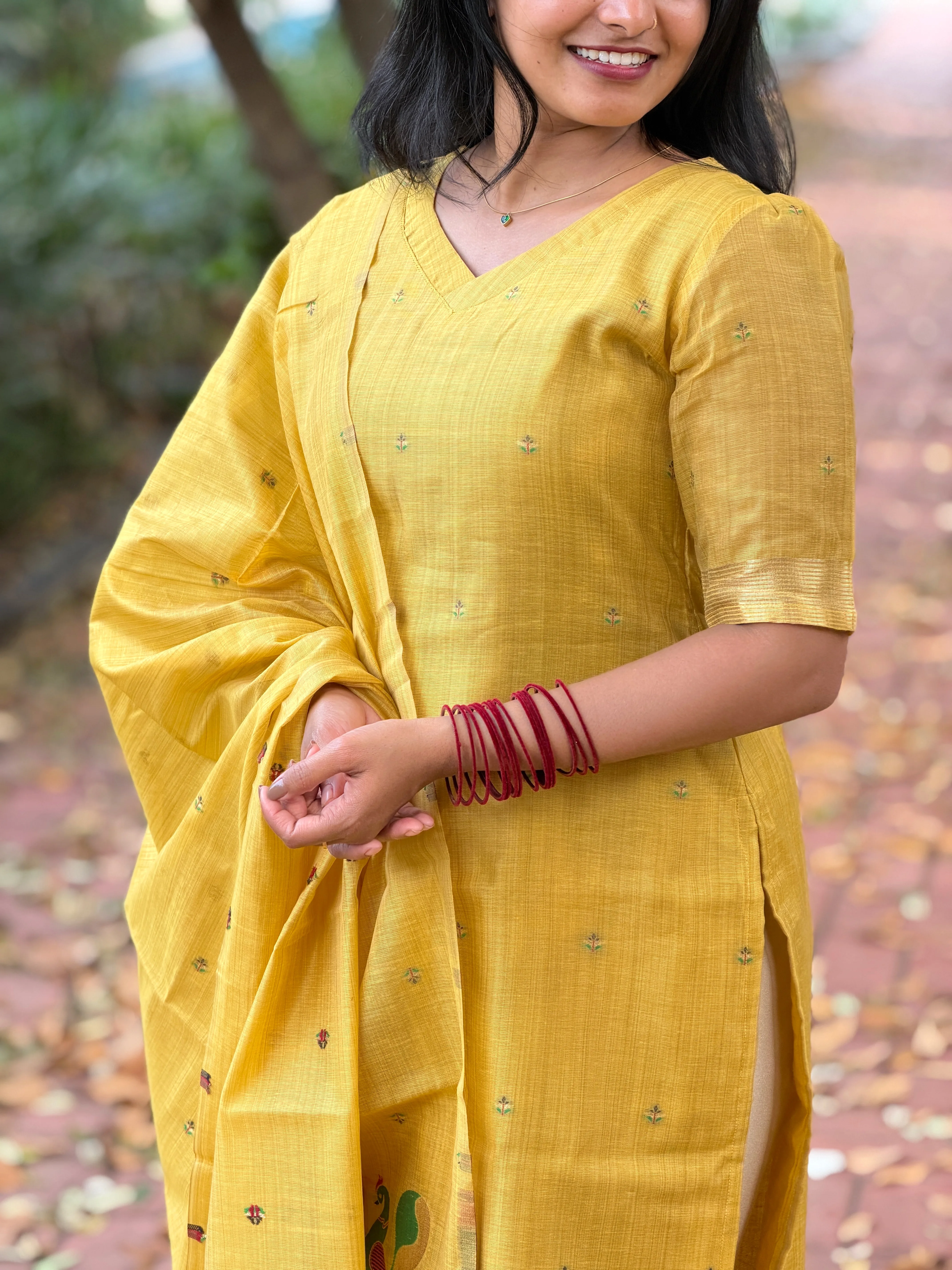 NIRA Two Piece Set for women view 5 - Viyal Design Studio